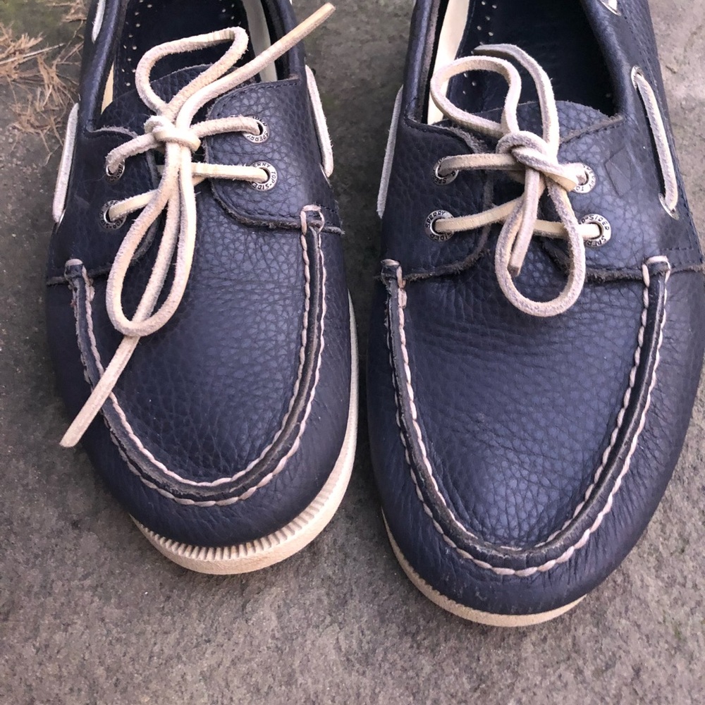 Dark blue Sperry’s